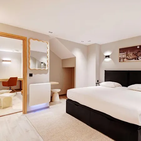 Parisian Dream Apartment